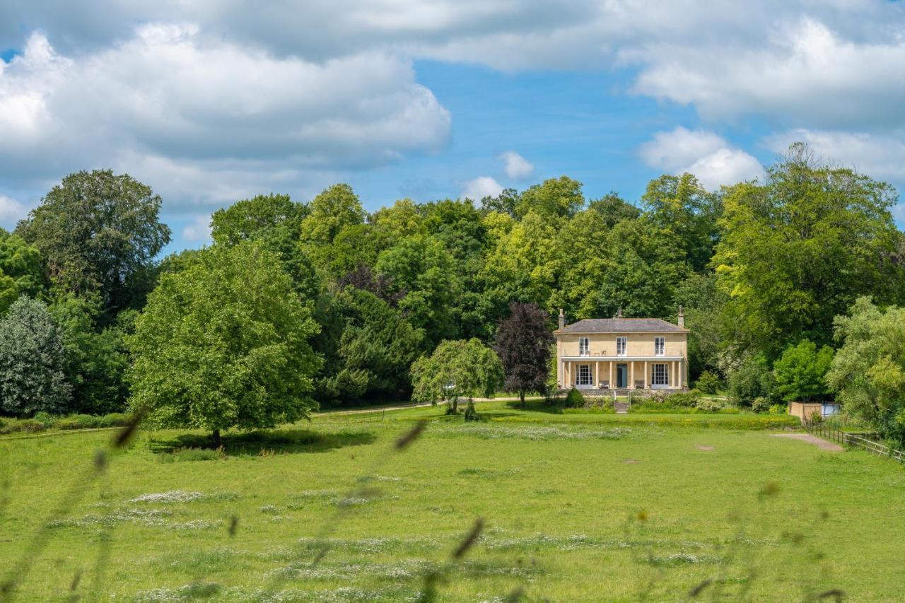 Henge Estate - Restored Manor House, Up To 11 En-Suite Bedrooms Shrewton Exterior photo